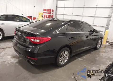 2016 Hyundai Sonata Se z USA, uszkodzony, nr VIN 5NPE24AF8GH328810